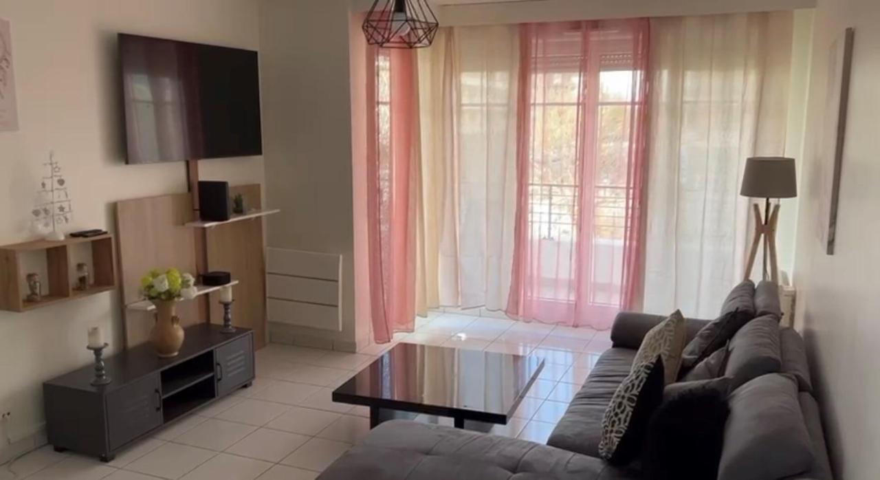 Superbe Appartement Lumineux Proche Disney Montevrain Exterior photo